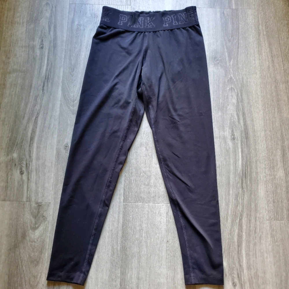 VS Pink Ultimate Black Cropped Leggings